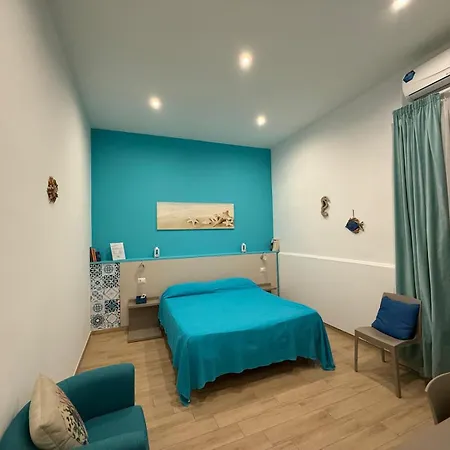 Marina Di Naxos 住宿加早餐酒店